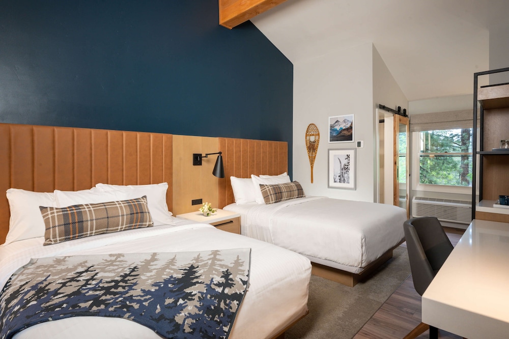 Premium Room, 2 Queen Beds photo 3