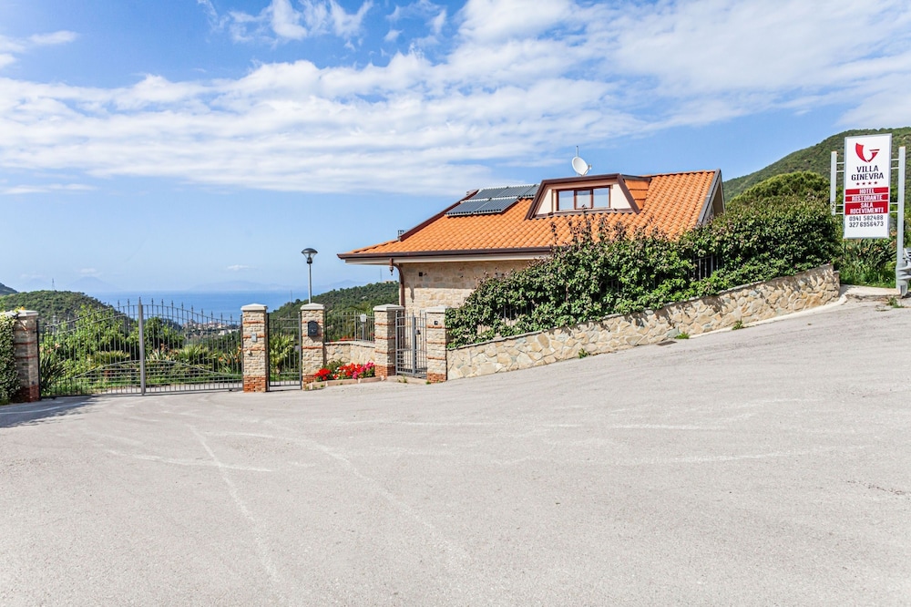Family Quadruple Room, Terrace, Sea View photo 2