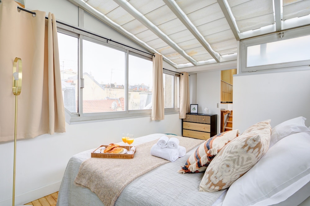 City Apartment photo 2