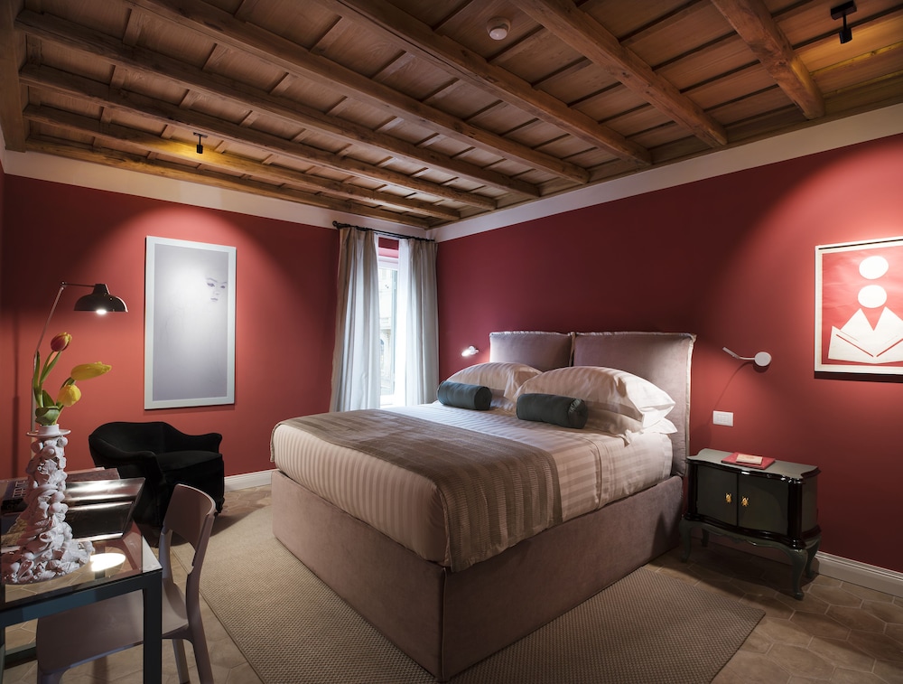 Superior Double Room, City View photo 1