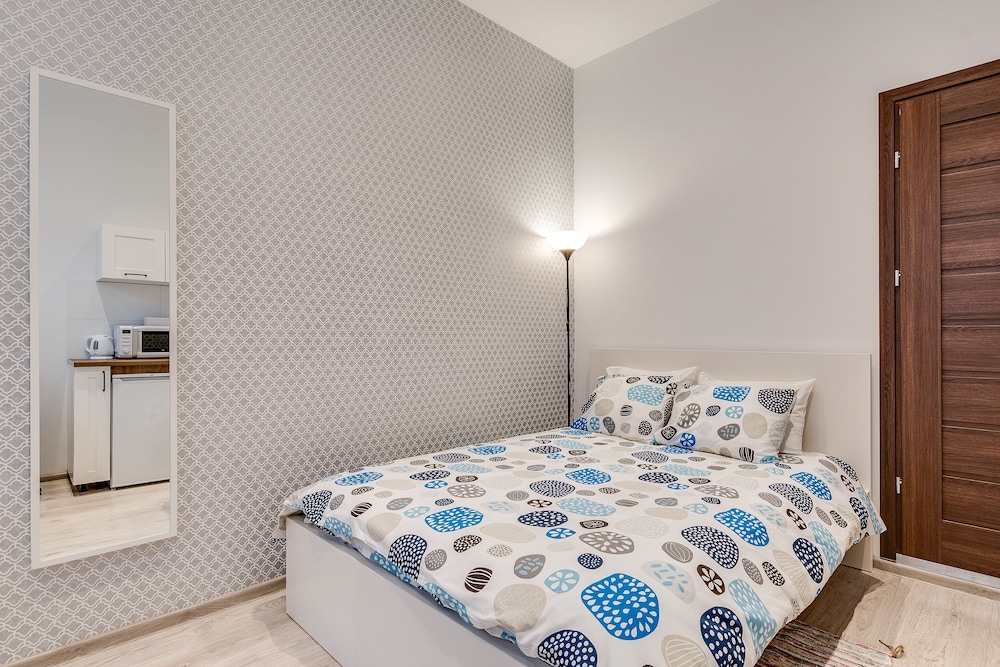 Standard Studio Suite, 1 Double Bed, Ensuite (3B) photo 2