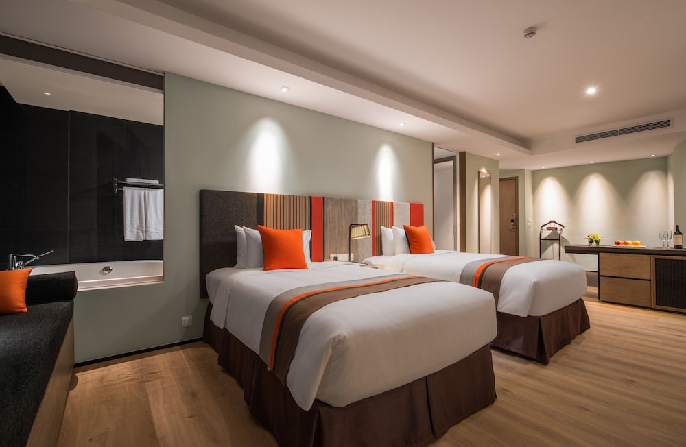 Premium Double or Twin Room, Valley View photo 2