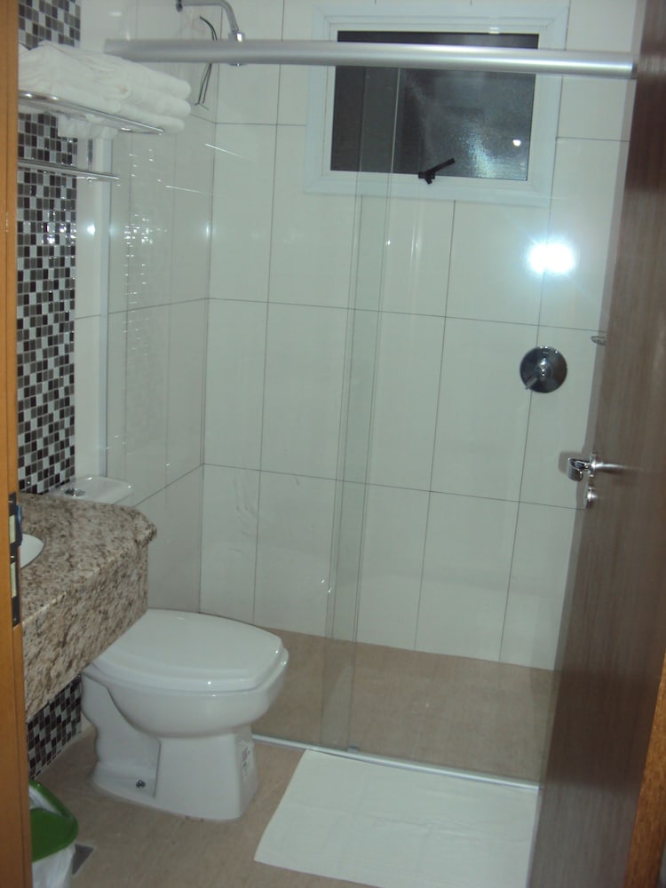 Quintuple Room - Photo 12