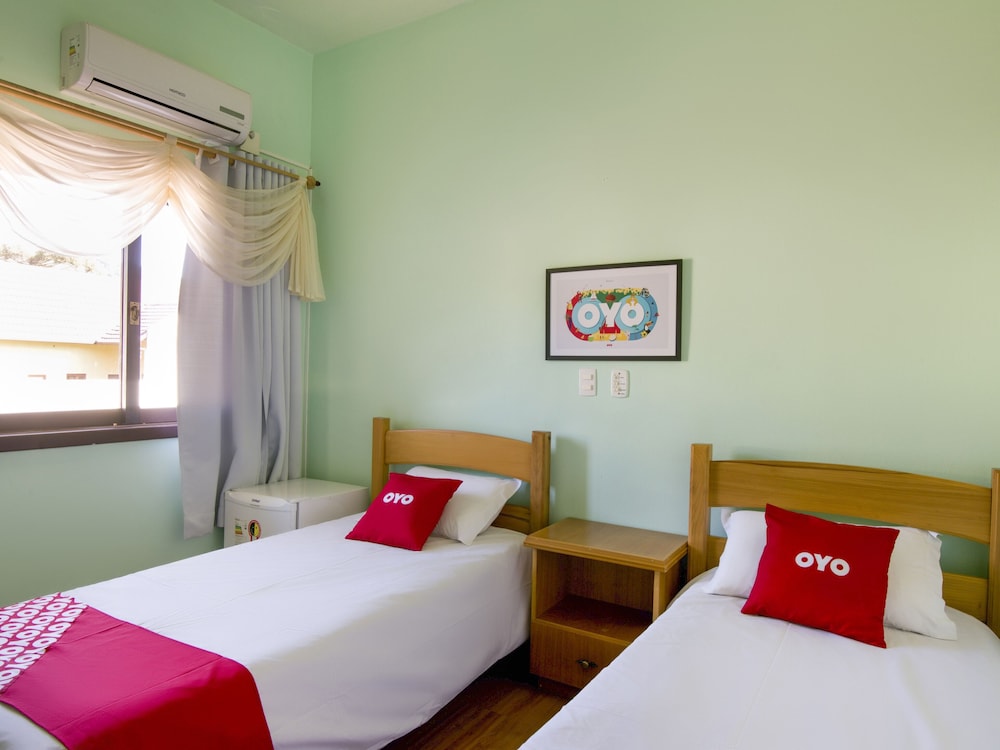 Triple Room, 3 Twin Beds photo 3