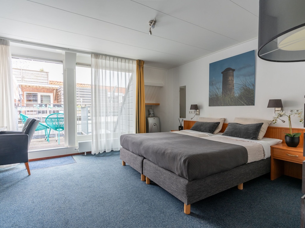 Standard Double or Twin Room, Balcony photo 1