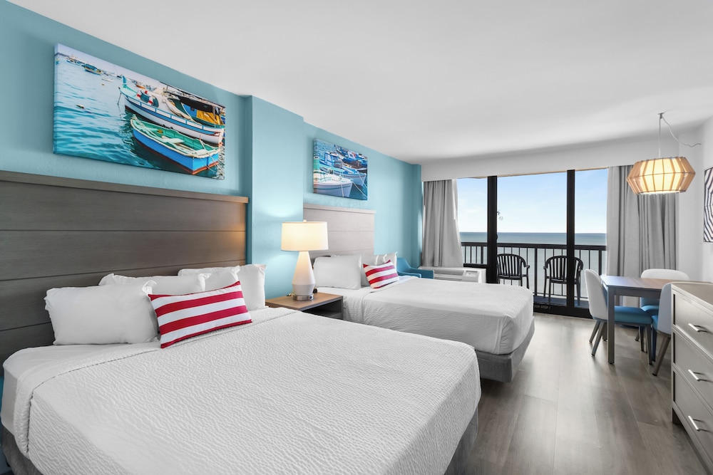 Pinnacle Oceanfront Queen Efficiency - Photo 3