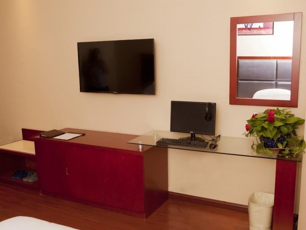 Business Suite photo 2