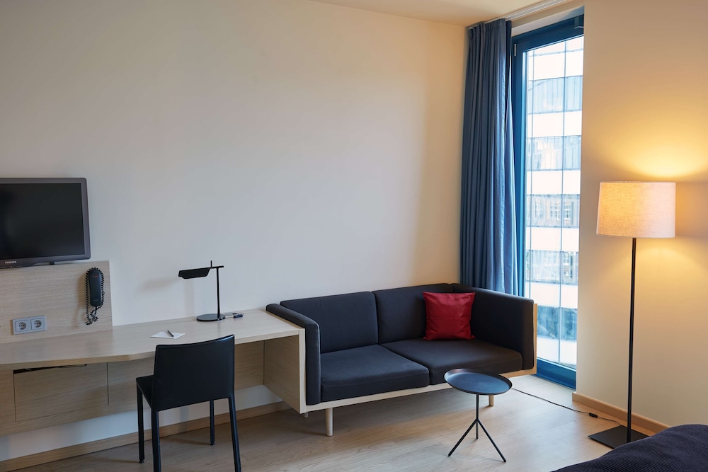 Superior Room (King)