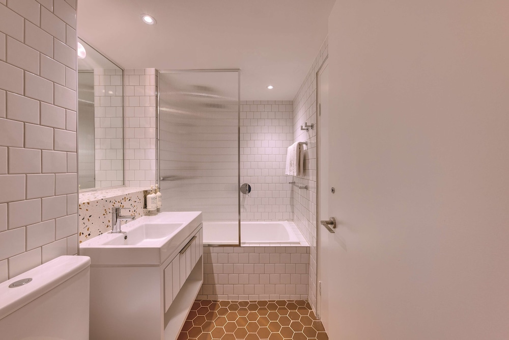 2 Bedroom Twin Apartment