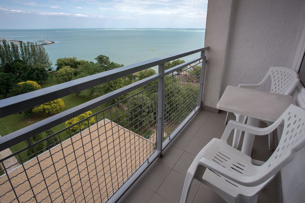 Superior Apartment - Photo 7