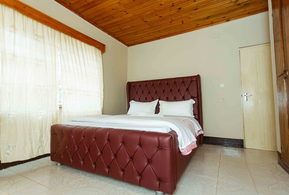 Executive Cottage, Balcony