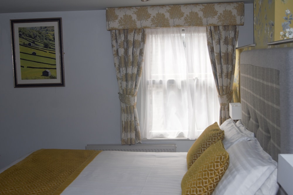 Standard Double Room photo 3
