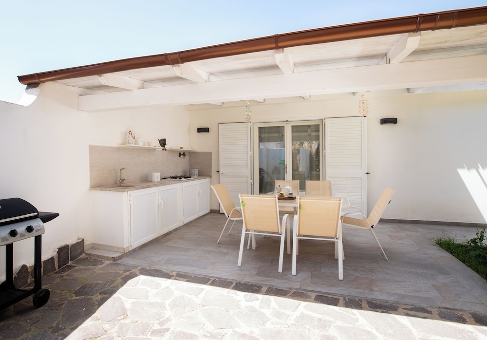 Apartment, Garden View
