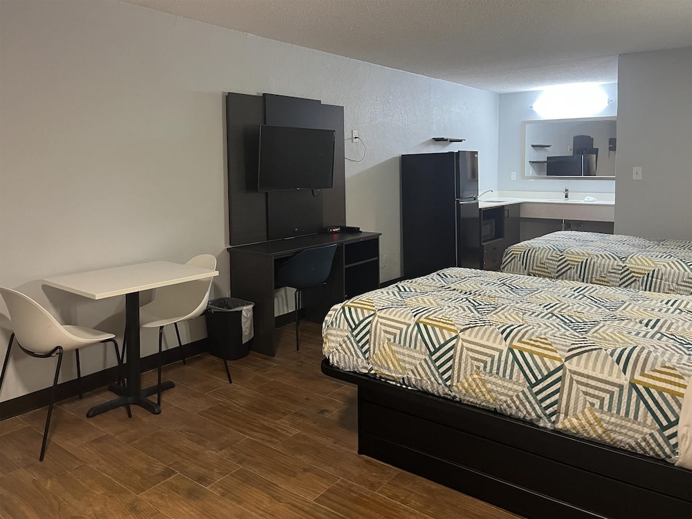 Standard Room, 2 Double Beds, Non Smoking