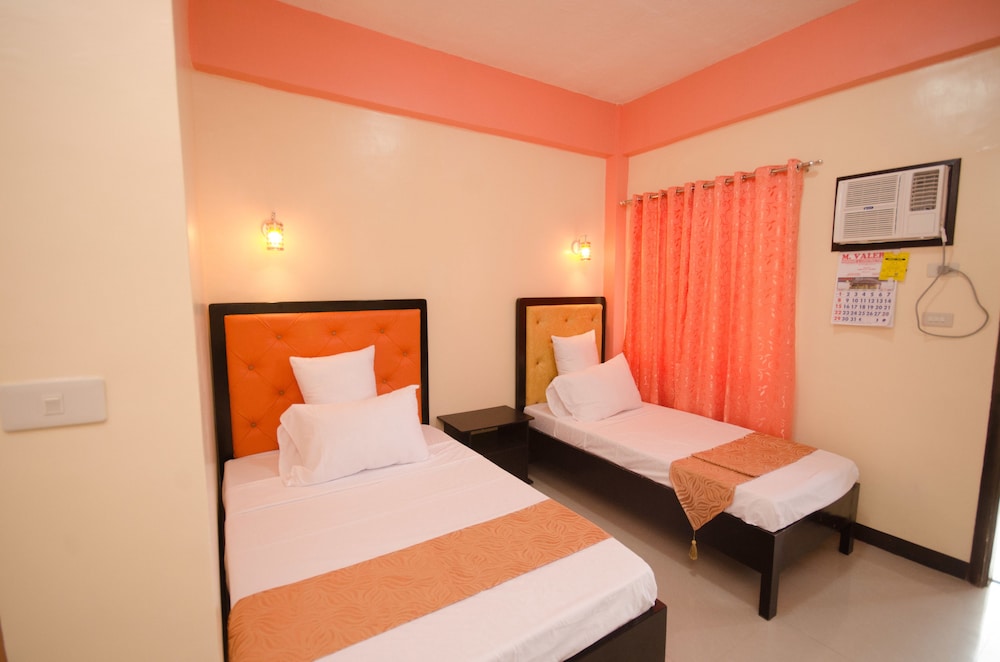 Deluxe Trio Room
