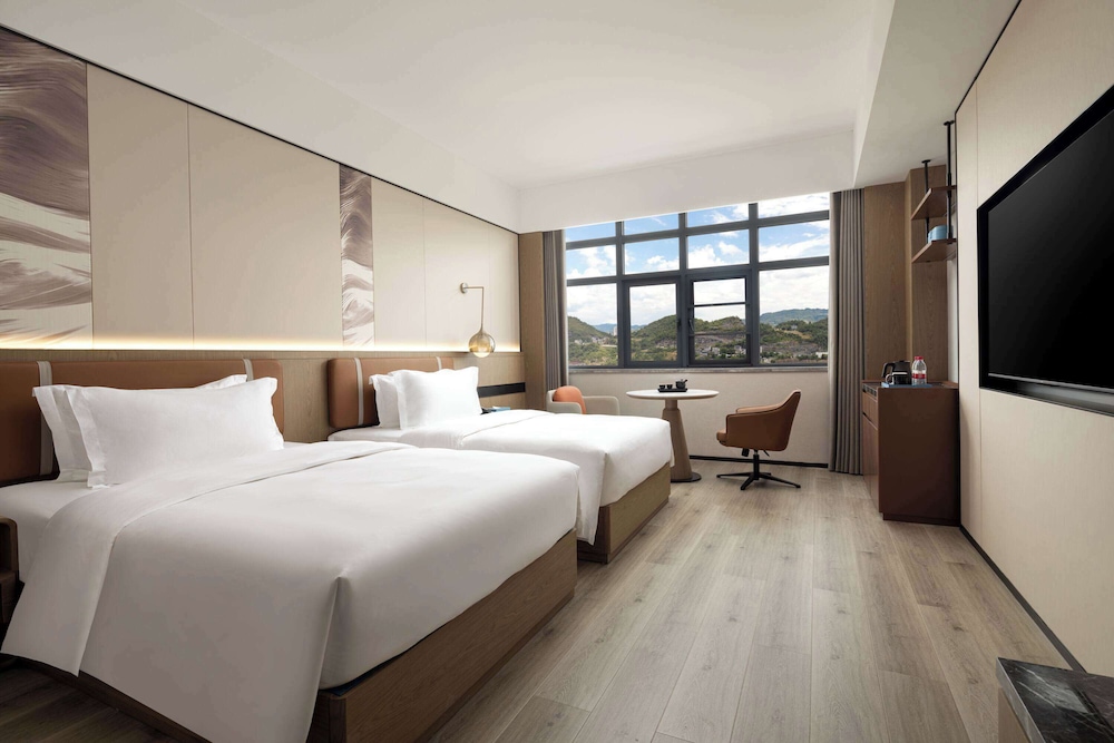 Deluxe Room, 2 Twin Beds, Non Smoking