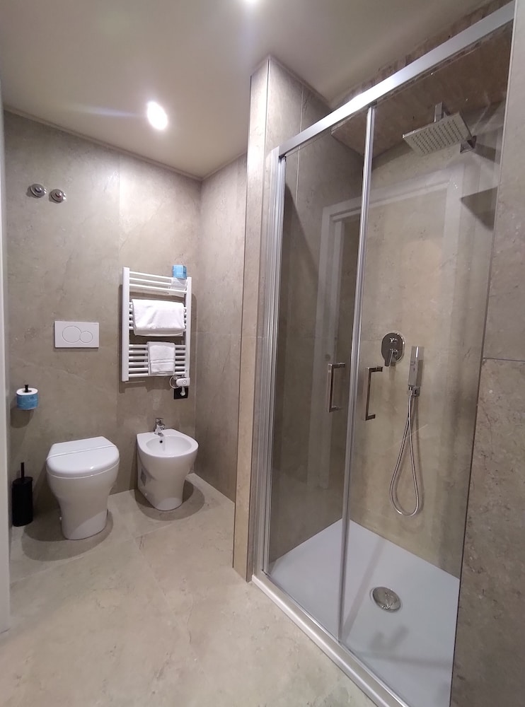 Economy Double Room, Annex Building - Photo 11