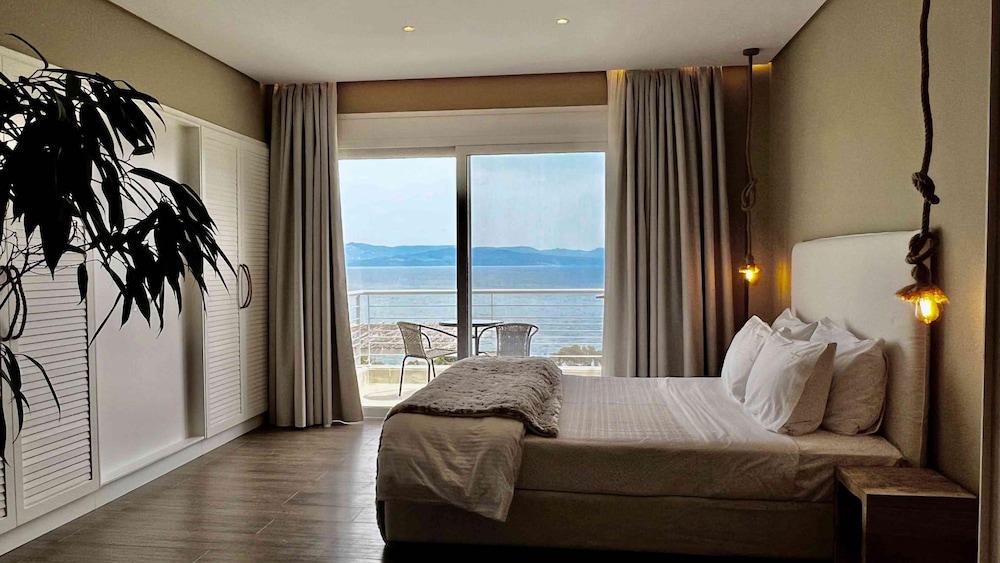 Select Villa - 1 Bedroom with Private Pool