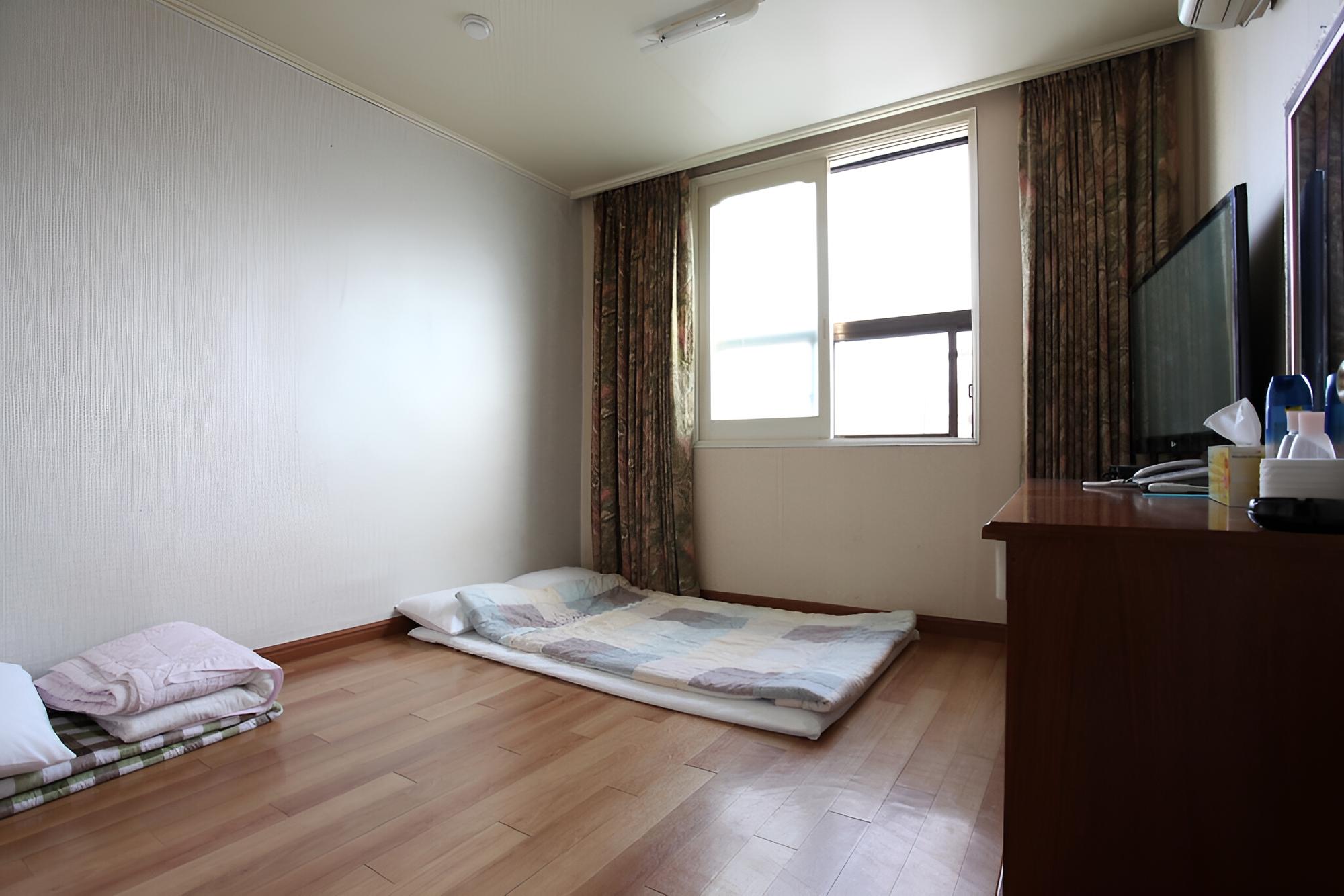 Room (Standard Ondol) photo 1
