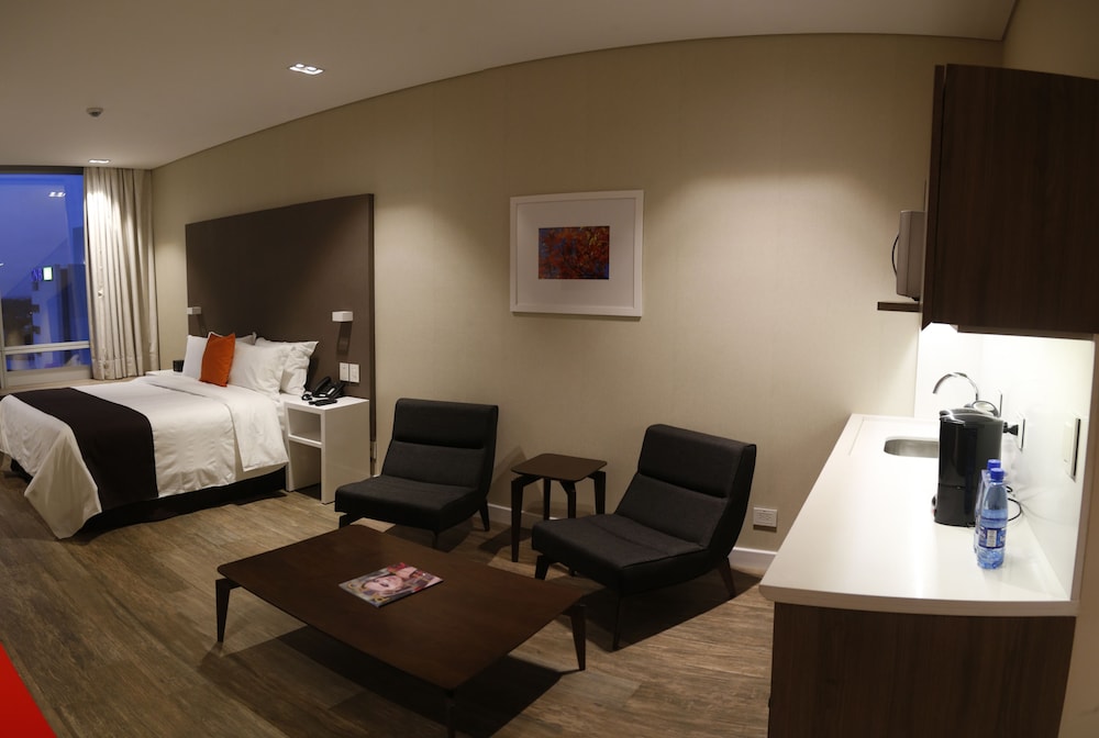 Junior Suite, City View photo 2