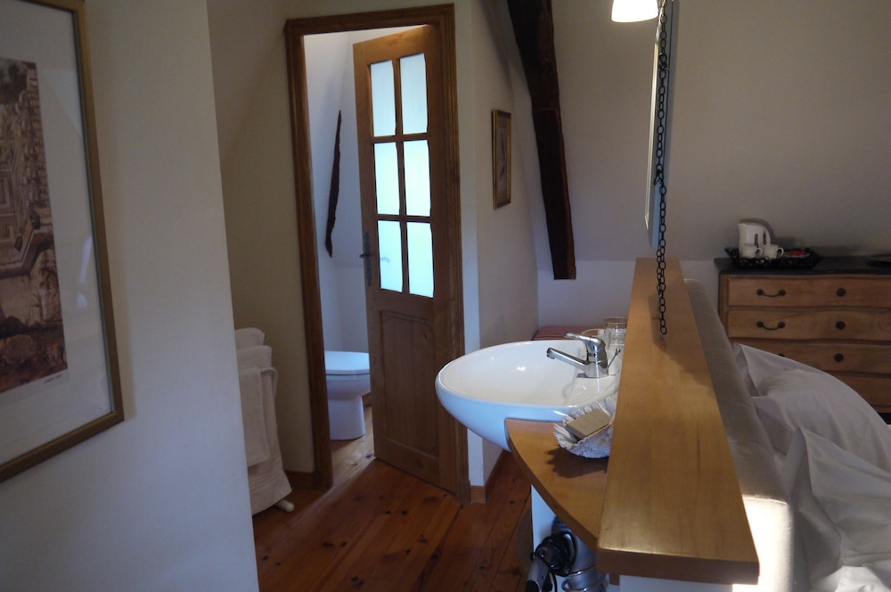 Double Room (Poeyaspe) photo 2
