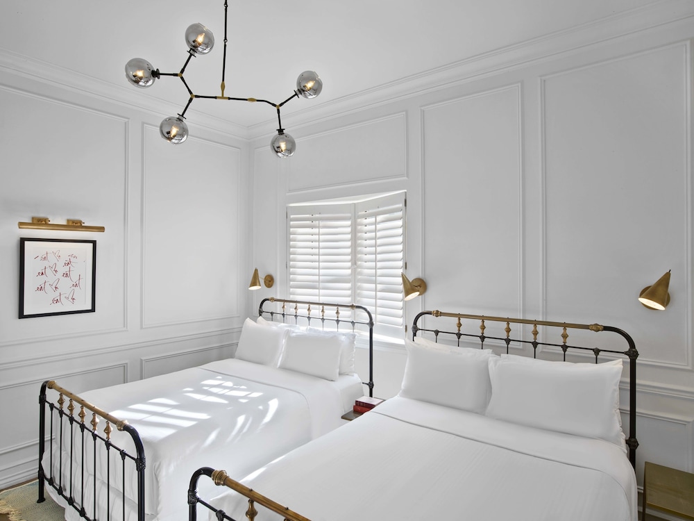 Deluxe Room, 2 Queen Beds