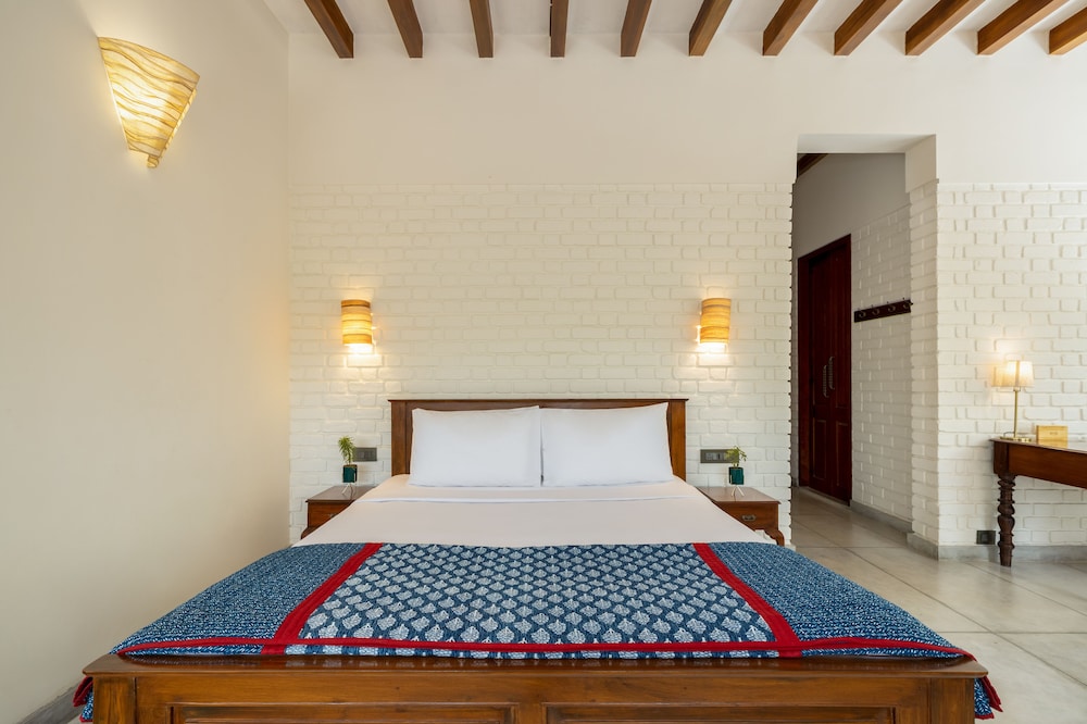 Room (Forest Home) photo 3