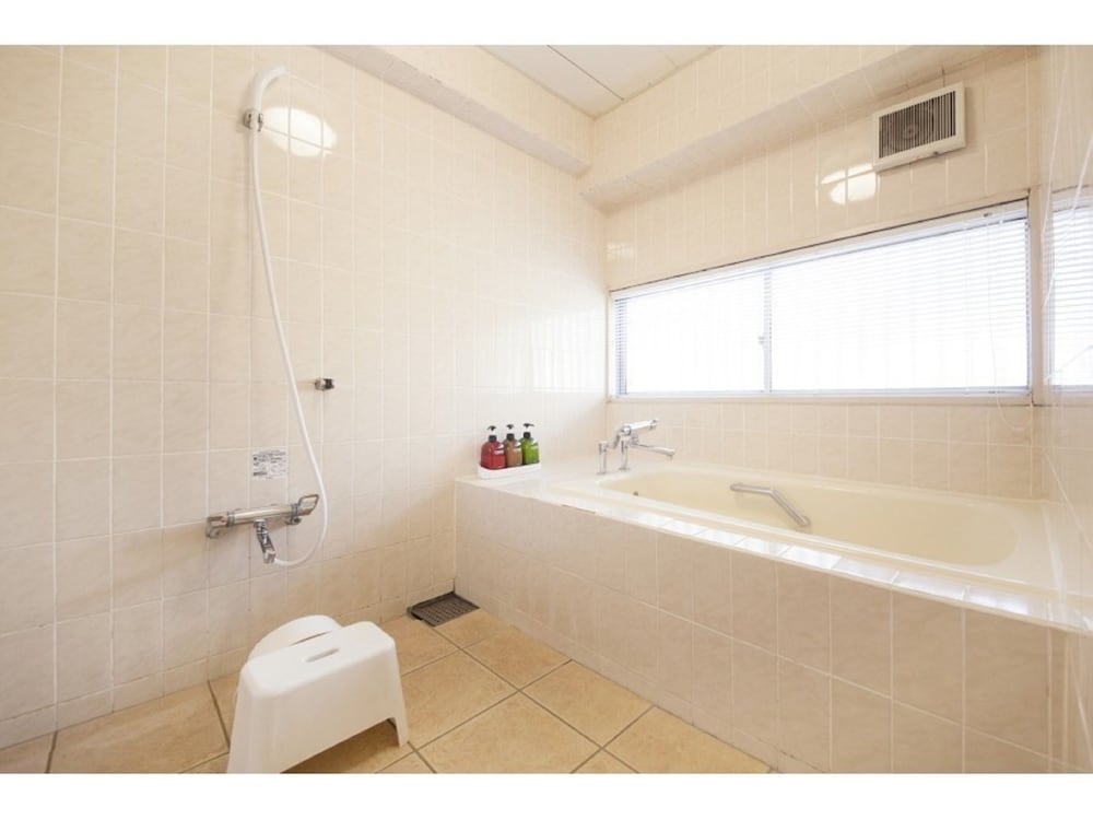 Pent house for families use(W/Washing Machine) photo 3