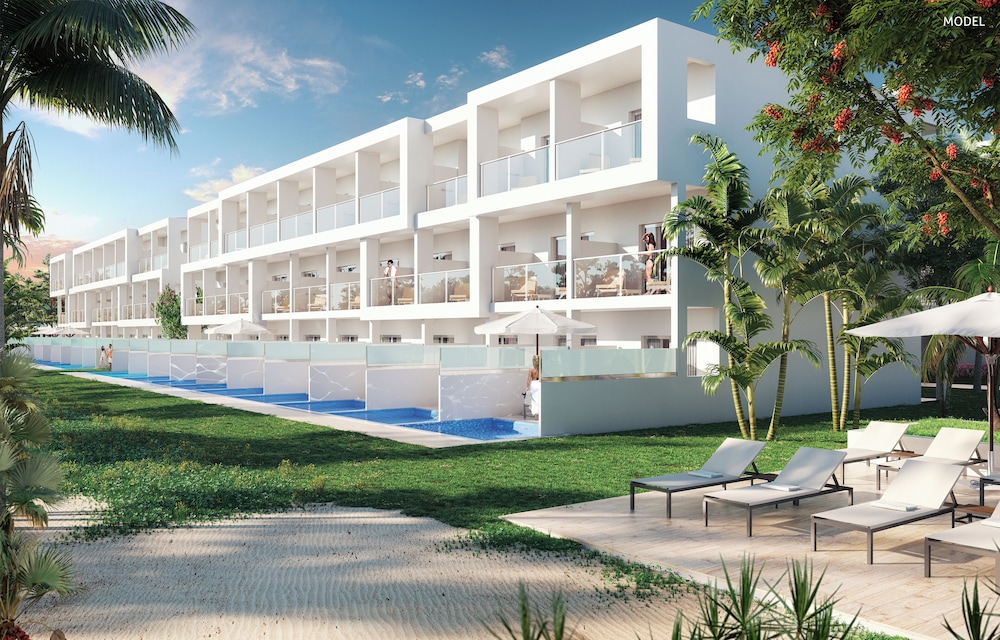 Junior Suite (Swim Up,Elite Club)
