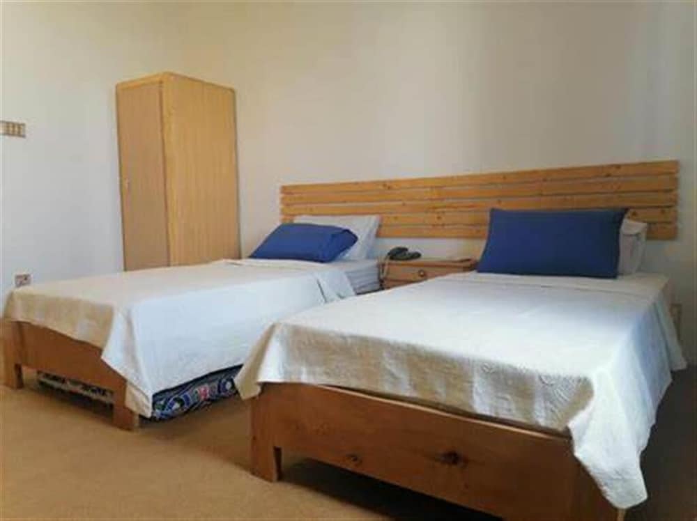 Quadruple Room - Photo 1