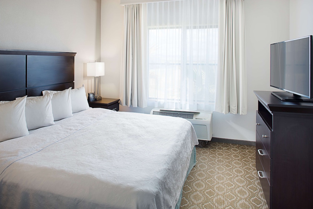 Suite, 1 King, Accessible Hearing, Non Smoking - Photo 1