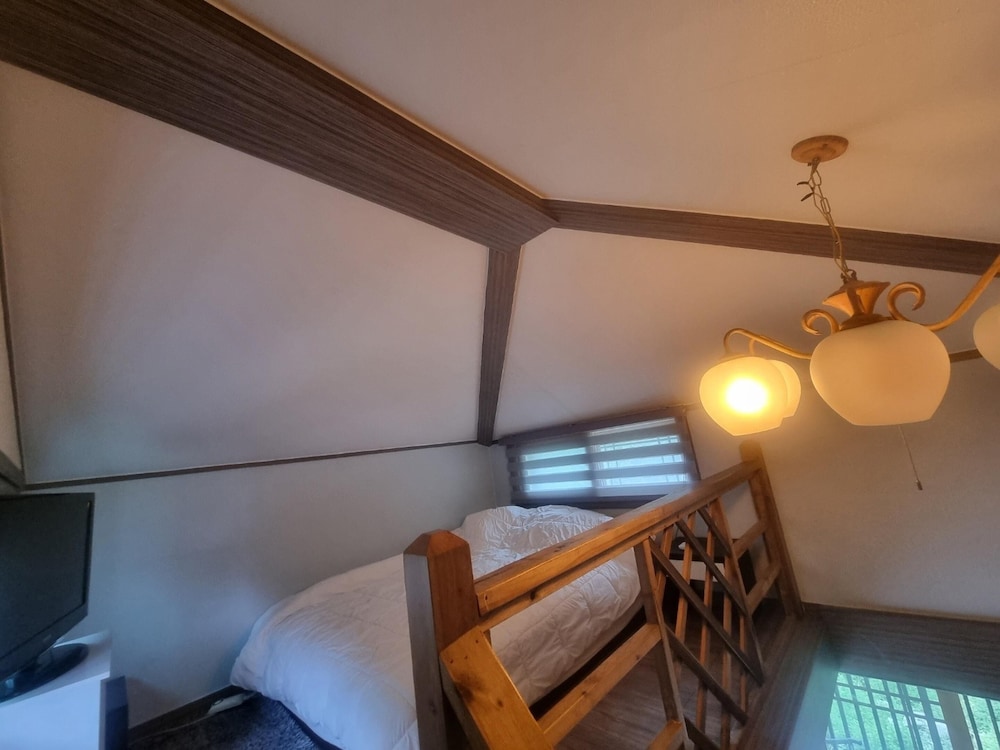 Basic Room, 1 Bedroom (bokcheungTerrace Glamping-5) - Photo 1