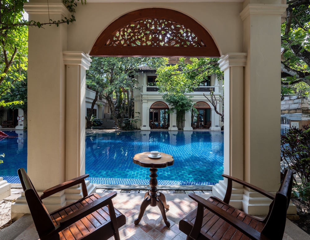 Deluxe Room, 1 King Bed, Pool Access (Lanna) - Photo 11
