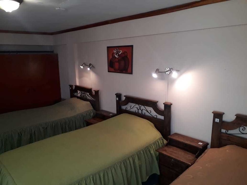 Basic Triple Room photo 2
