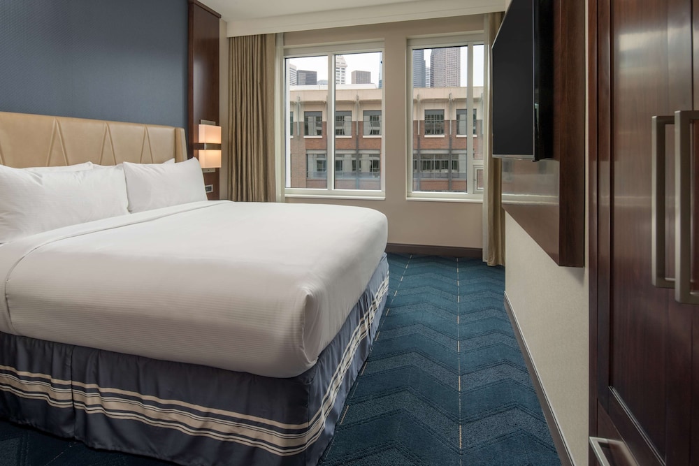 Room, 1 King Bed (Urban)