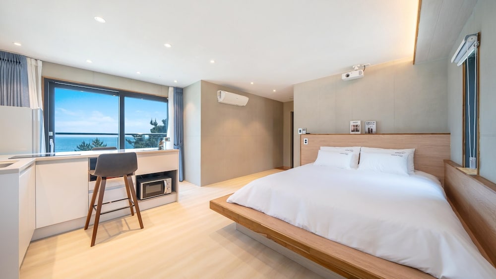 Basic Room, 1 Bedroom (Room 201)
