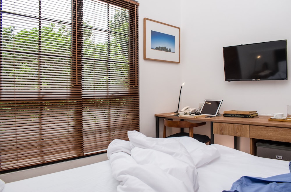 Standard Double Room - Photo 4