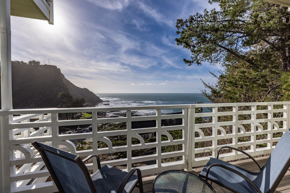 Spectacular Lookout King (ground floor) photo 3