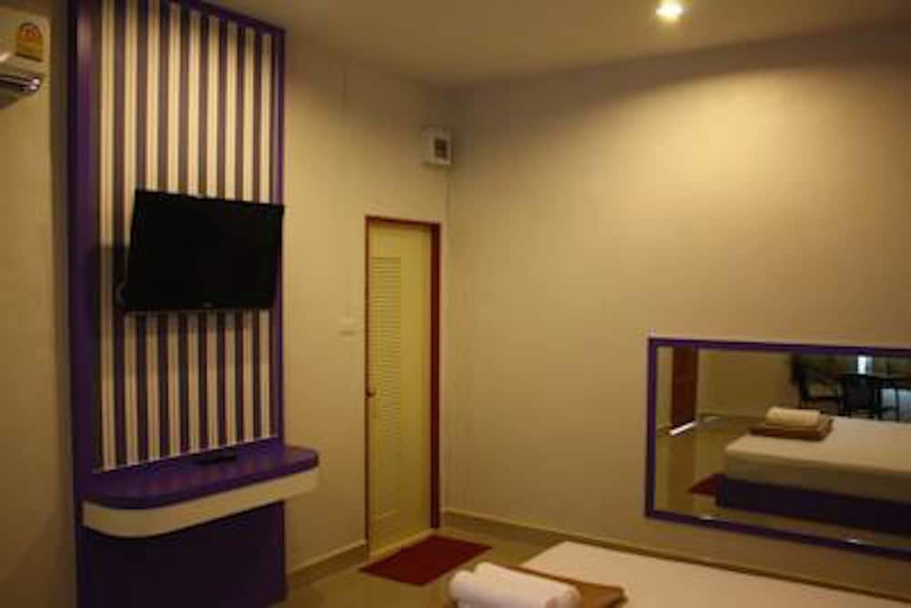 Standard Room photo 2