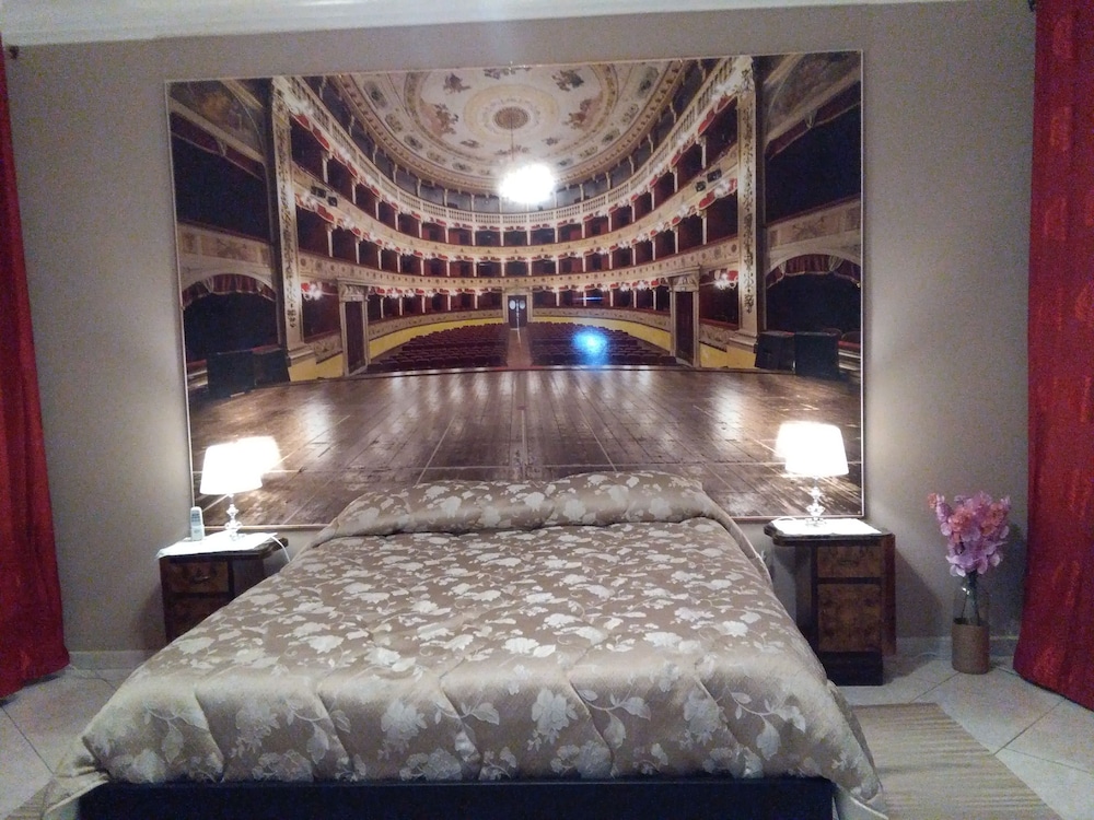 Deluxe Double Room, City View