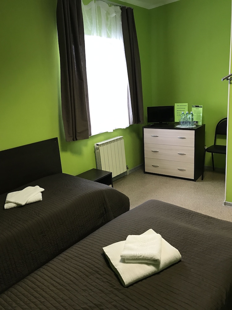 Standard Triple Room, Courtyard View photo 2