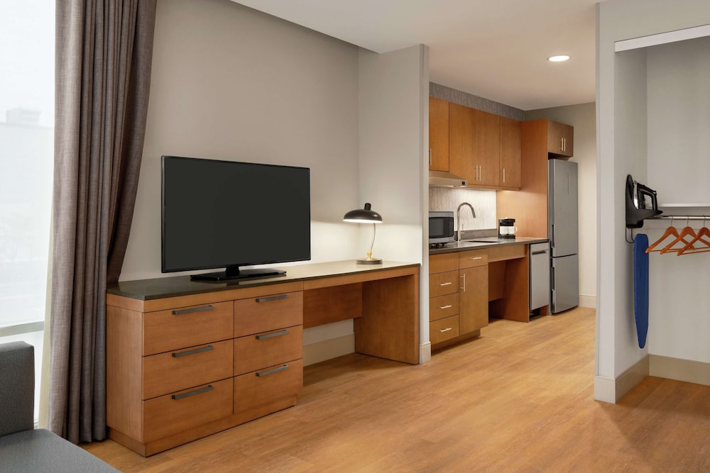 Studio, 2 Queen Beds, Accessible, Bathtub - Photo 3