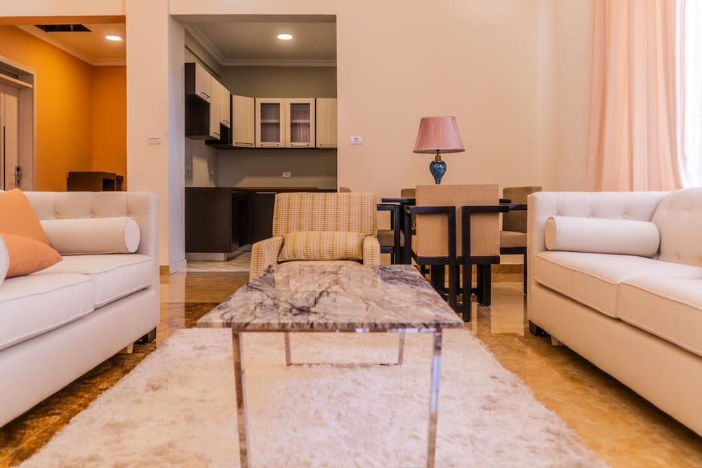 Luxury Penthouse, 2 Bedrooms