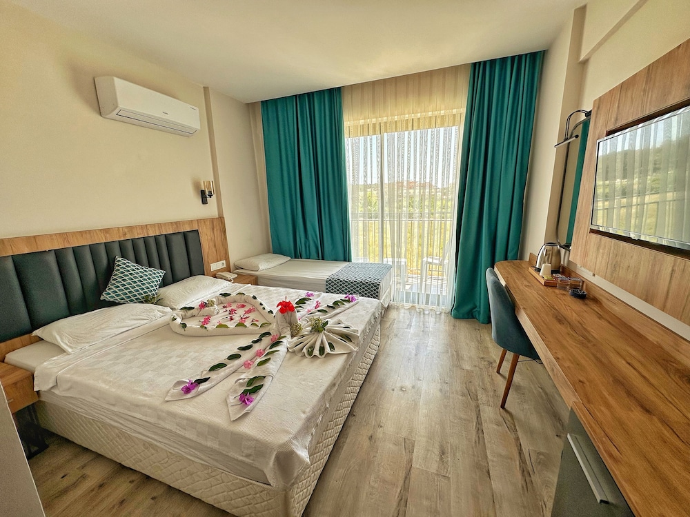 Classic Triple Room