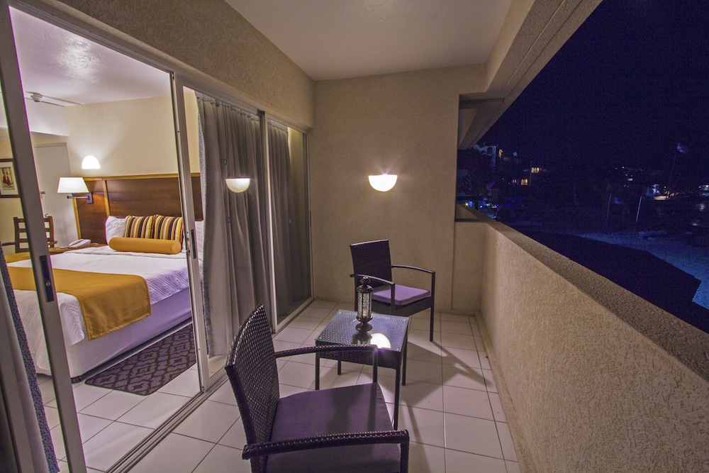 Superior Ocean View Room photo 2