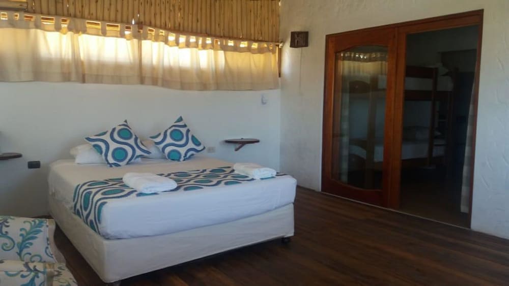 Double Room, 1 Queen Bed photo 1