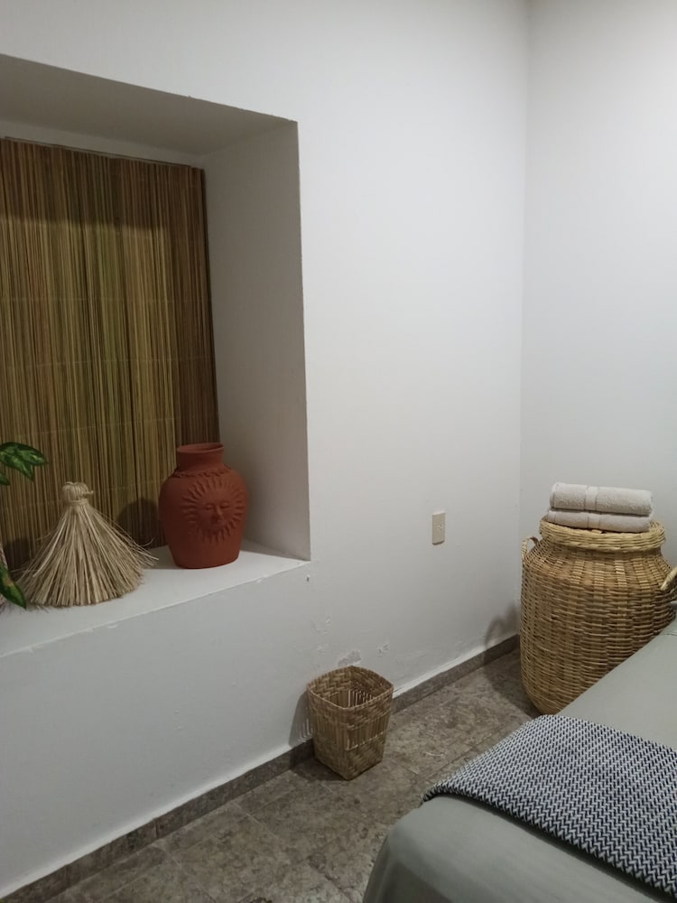 Standard Room photo 2