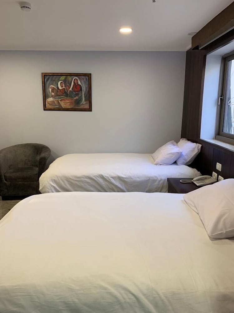 Premium Double Room - Photo 21