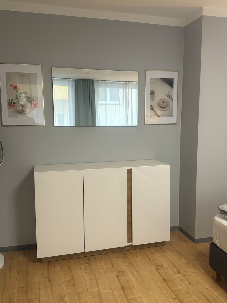 Standard Studio, 1 Bedroom, Non Smoking, Courtyard View photo 2