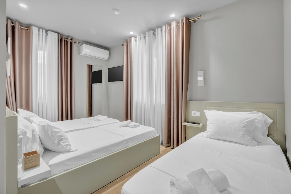Comfort Triple Room, 3 Twin Beds, Garden View